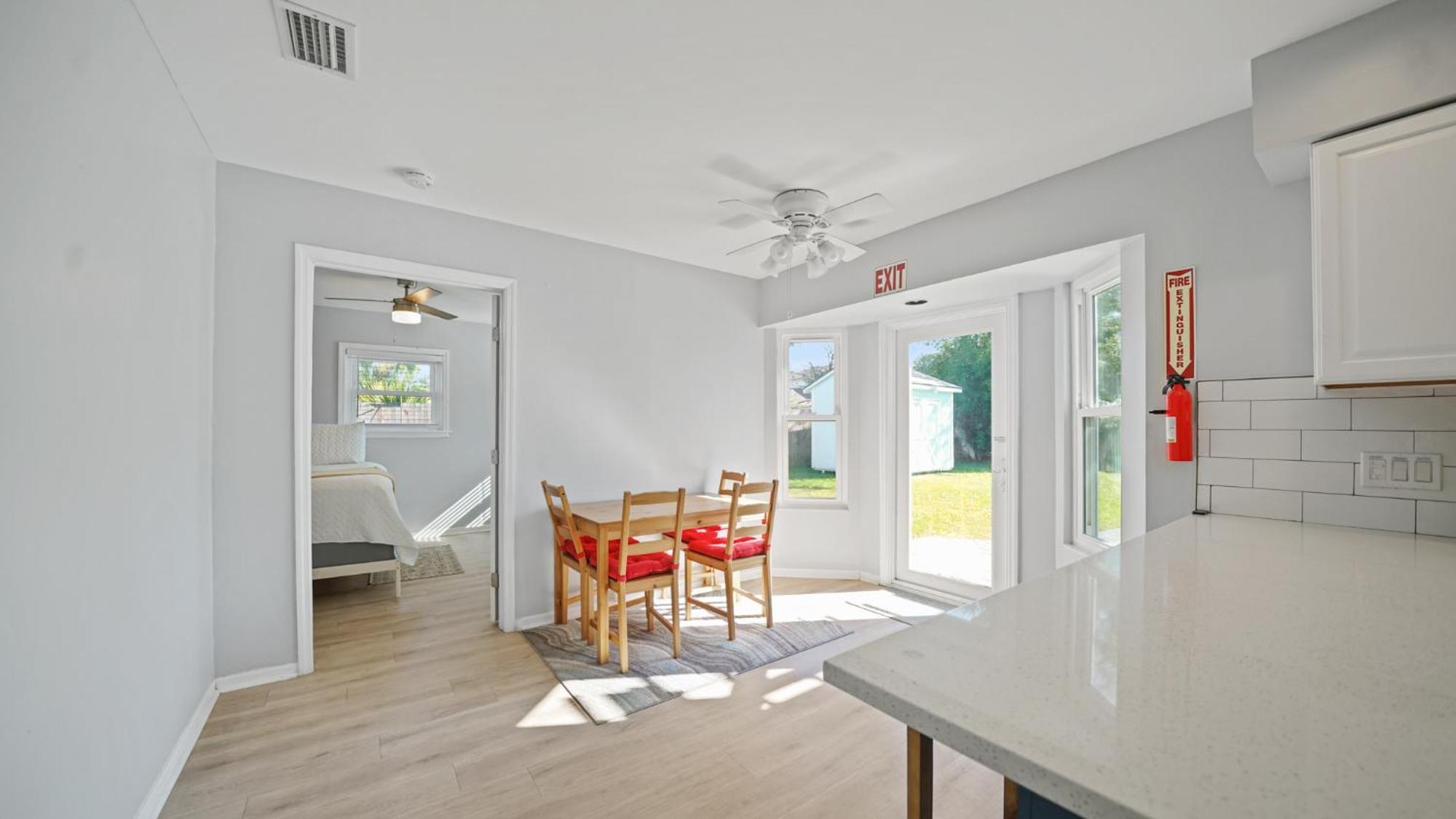 Jacksonville Beach Home - Walk To Beach, Bars & Restaurants - Pet Friendly Kültér fotó